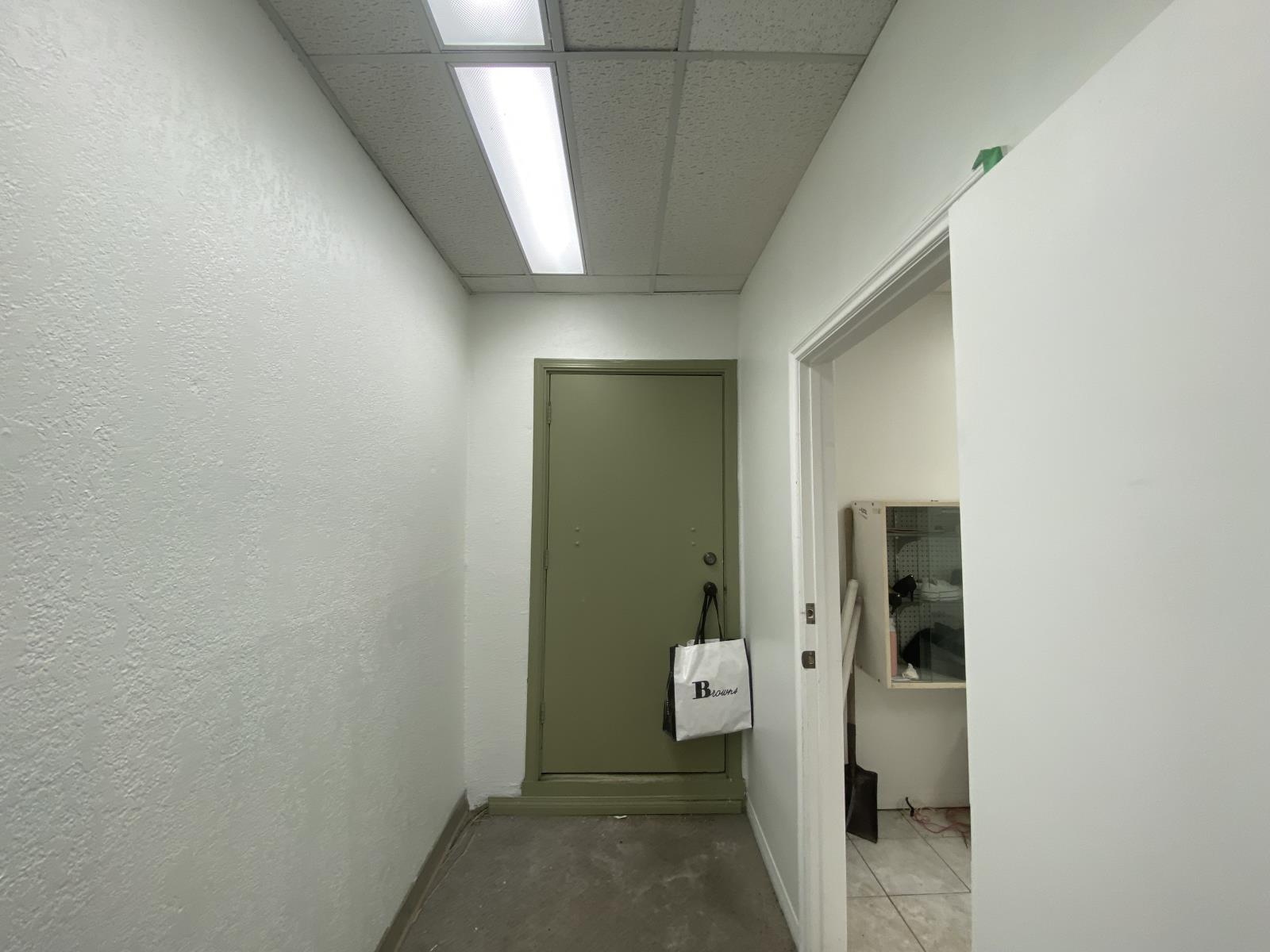 10724  97 Street Nw, Edmonton, Alberta  T5H 2L8 - Photo 23 - 43690035