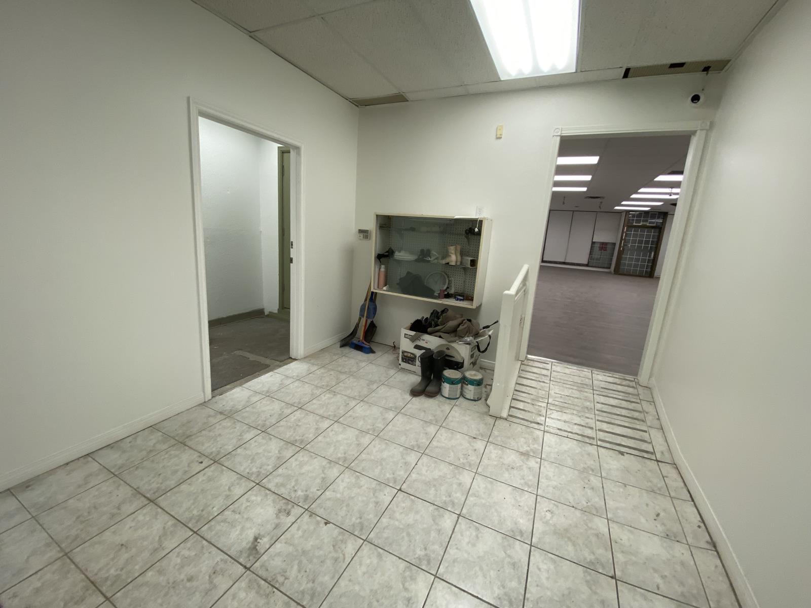 10724  97 Street Nw, Edmonton, Alberta  T5H 2L8 - Photo 28 - 43690035