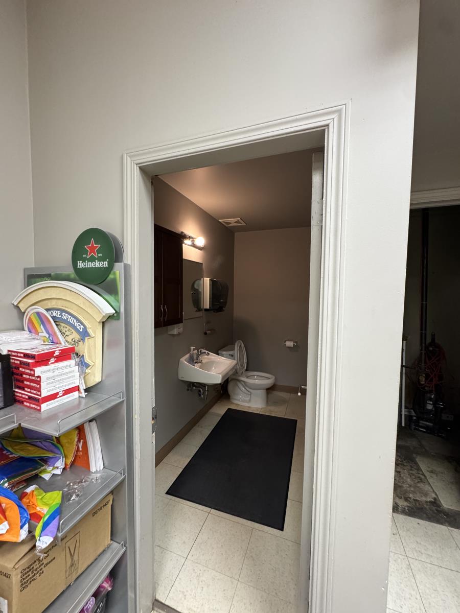 28  Airport Road, Edmonton, Alberta  T5G 0W7 - Photo 3 - 43690613