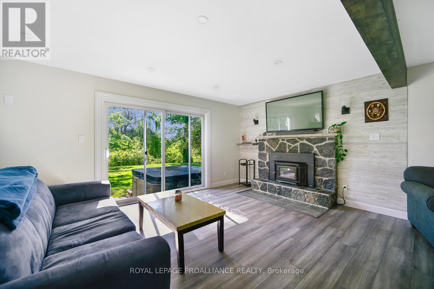 4 Connell Place, Prescott, Ontario  K0E 1T0 - Photo 8 - X12752346