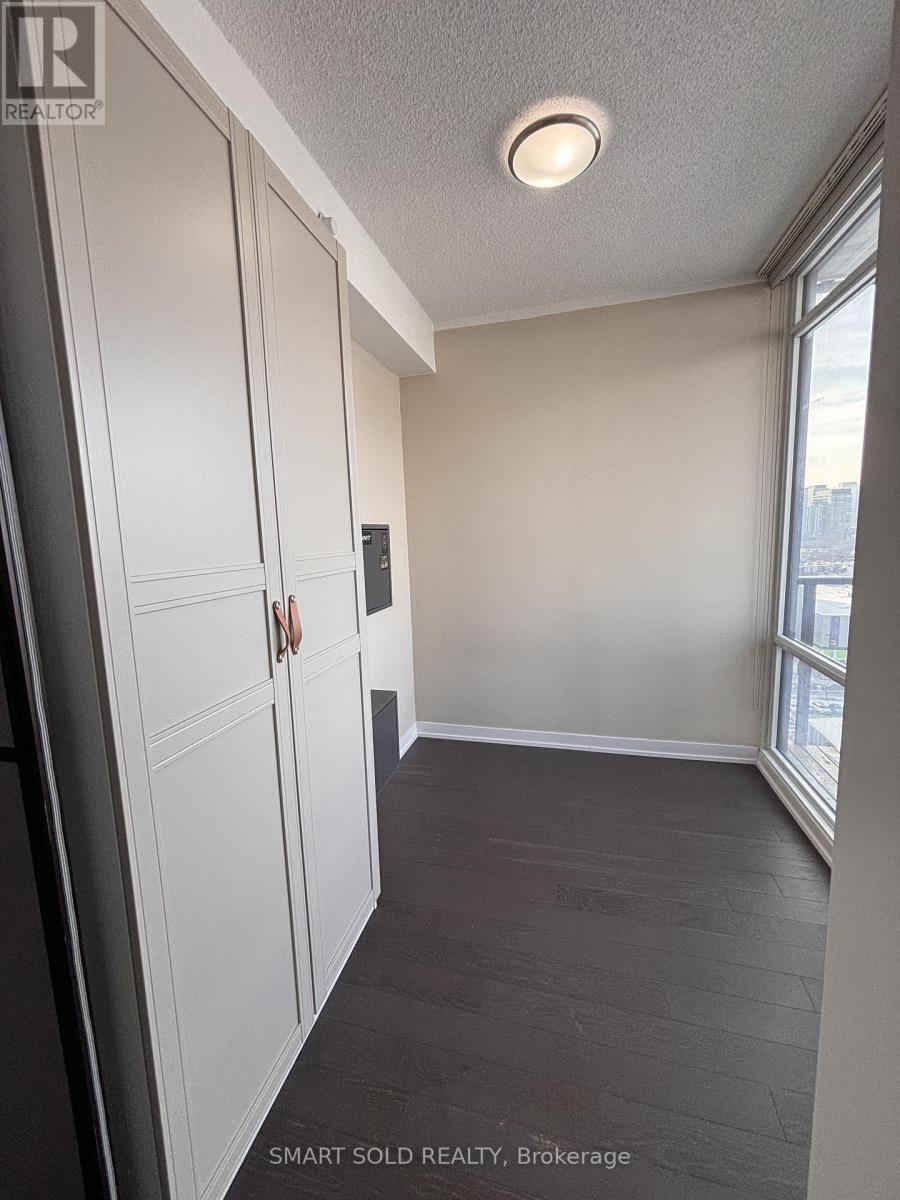 S1306 - 120 Bayview Avenue, Toronto, Ontario  M5A 0G4 - Photo 10 - C12747614