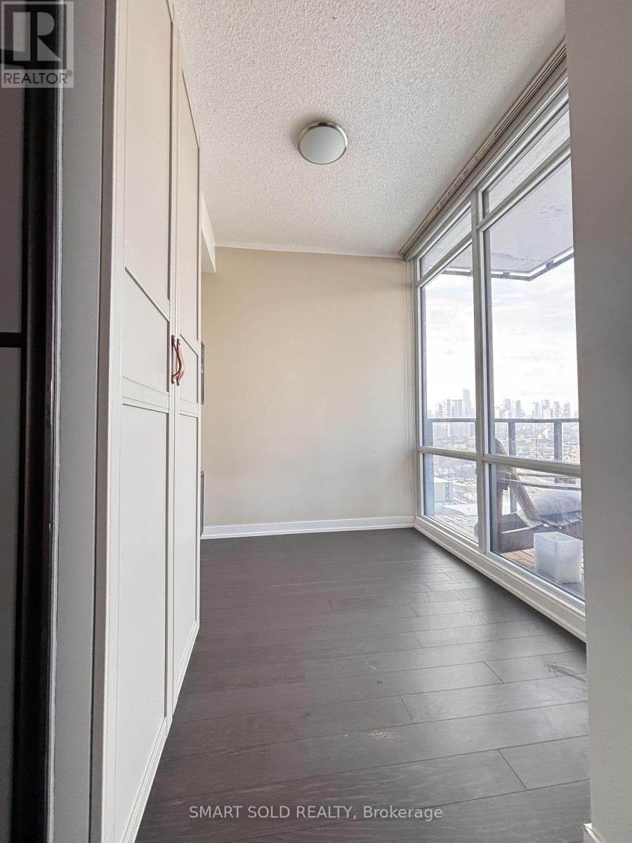 S1306 - 120 Bayview Avenue, Toronto, Ontario  M5A 0G4 - Photo 8 - C12747614