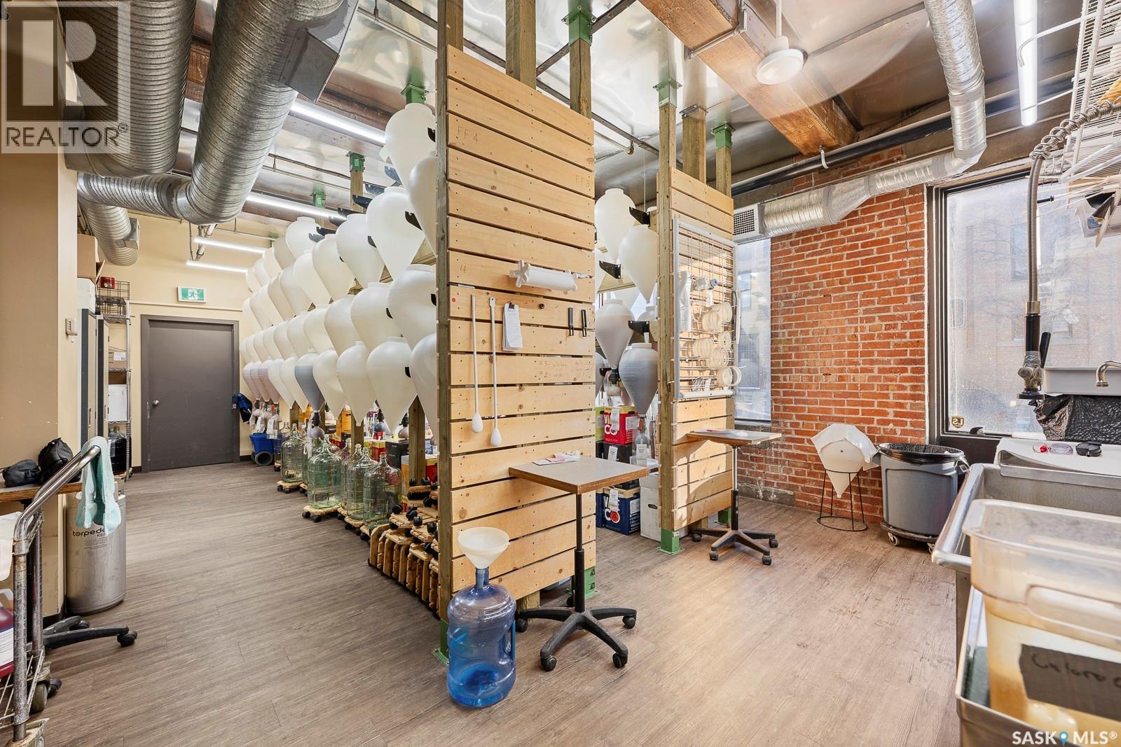 100 2300 Dewdney Avenue, Regina, Saskatchewan  S4R 1H5 - Photo 12 - SK027601