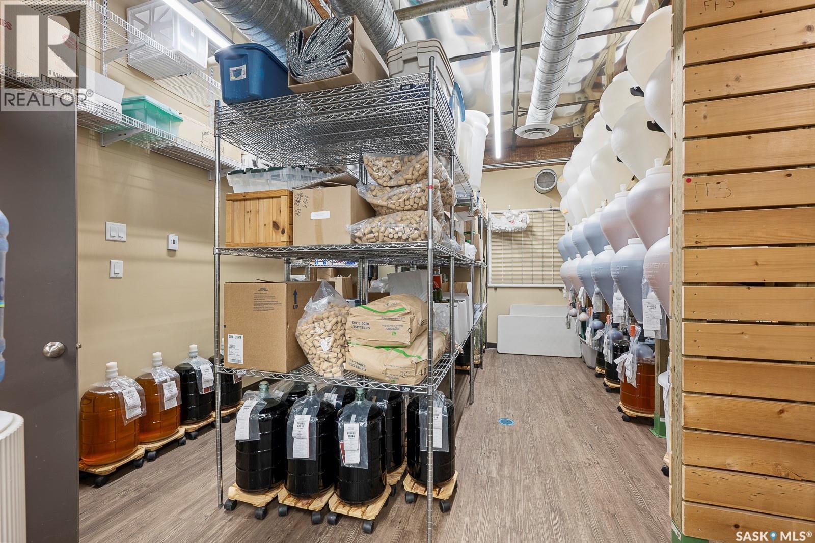 100 2300 Dewdney Avenue, Regina, Saskatchewan  S4R 1H5 - Photo 15 - SK027601