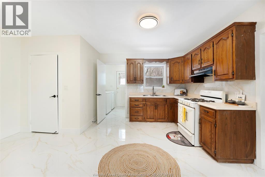 1561 Armanda Street, Windsor, Ontario  N9C 3X1 - Photo 14 - 26002437