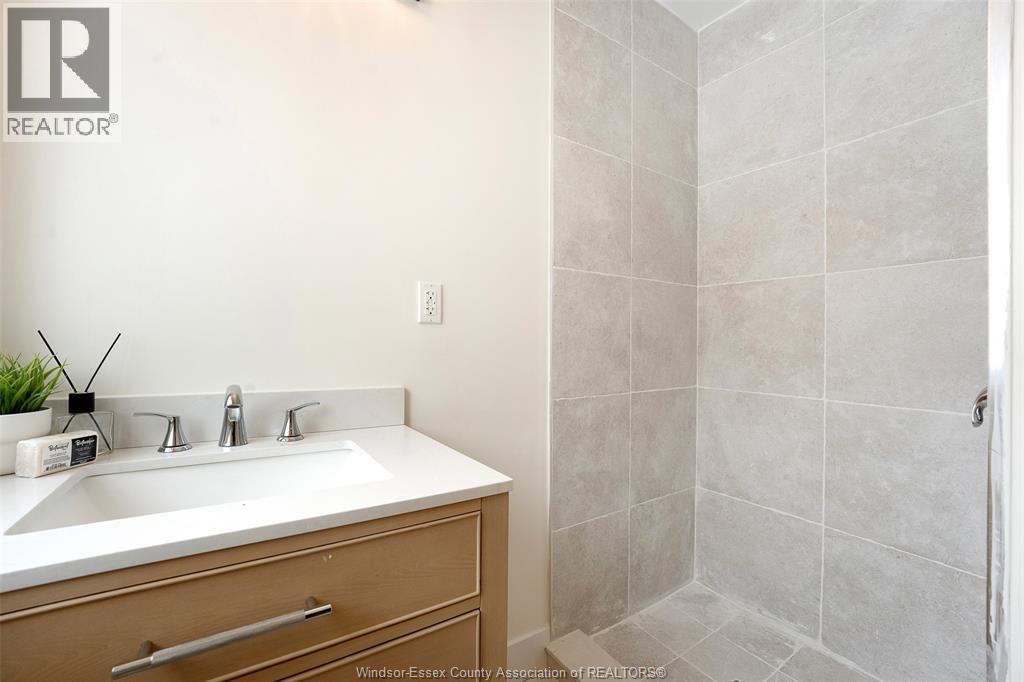 1561 Armanda Street, Windsor, Ontario  N9C 3X1 - Photo 21 - 26002437