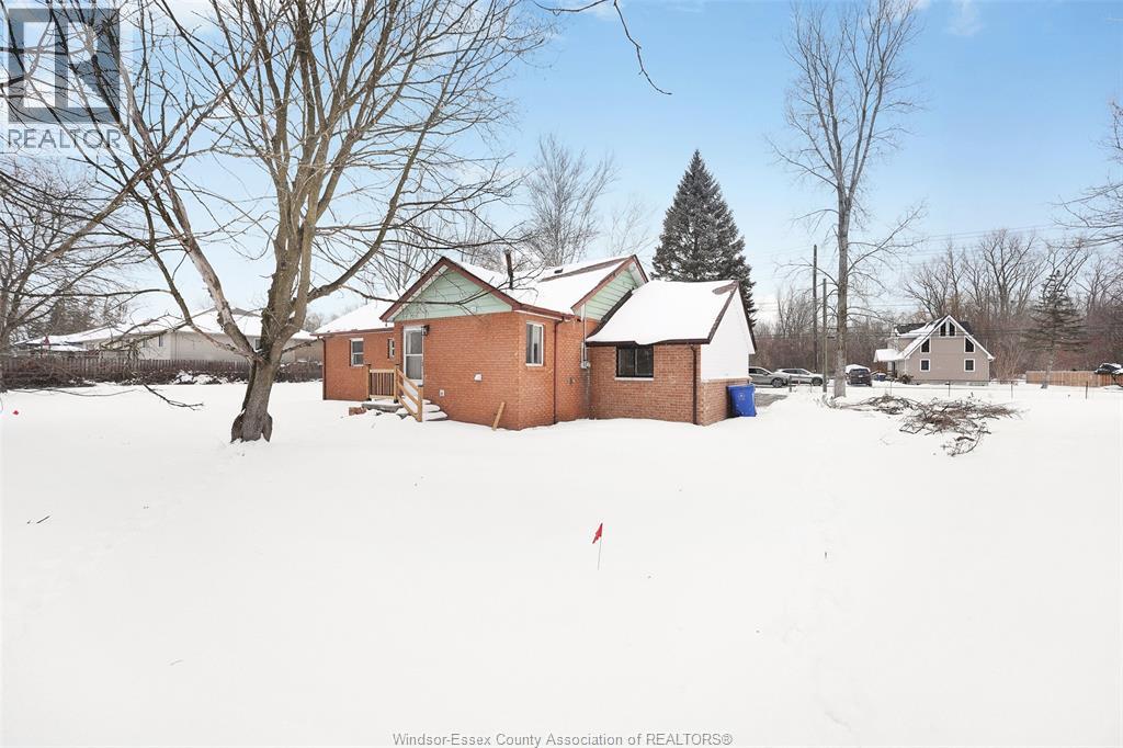 1561 Armanda Street, Windsor, Ontario  N9C 3X1 - Photo 6 - 26002437
