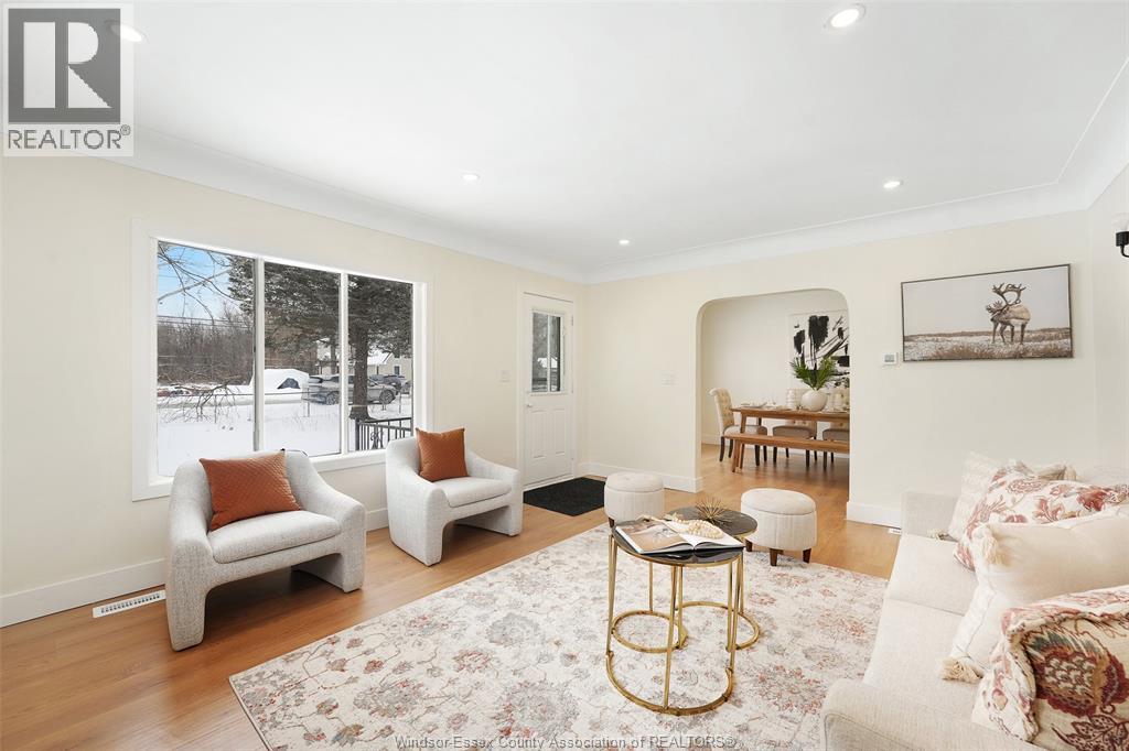 1561 Armanda Street, Windsor, Ontario  N9C 3X1 - Photo 10 - 26002437