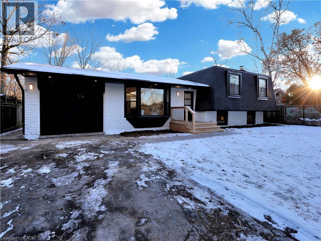 3406 Putter Place, Burlington, Ontario  L7N 2P4 - Photo 2 - 40793476