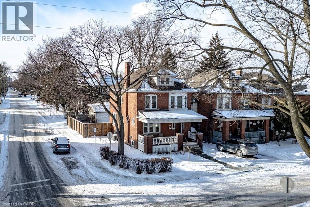 46 Connaught Avenue S, Hamilton, Ontario  L8M 3C2 - Photo 2 - 40801829