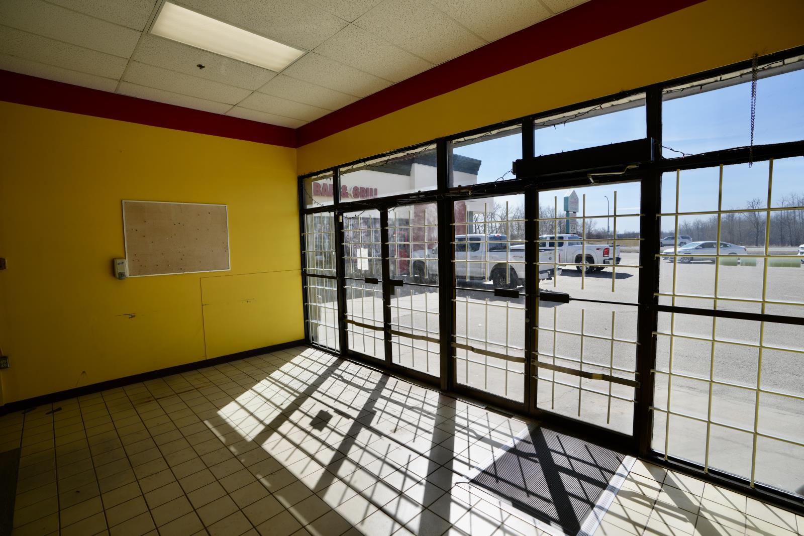 400 5556  50 Avenue, St. Paul Town, Alberta  T0A 3A1 - Photo 2 - 43770278