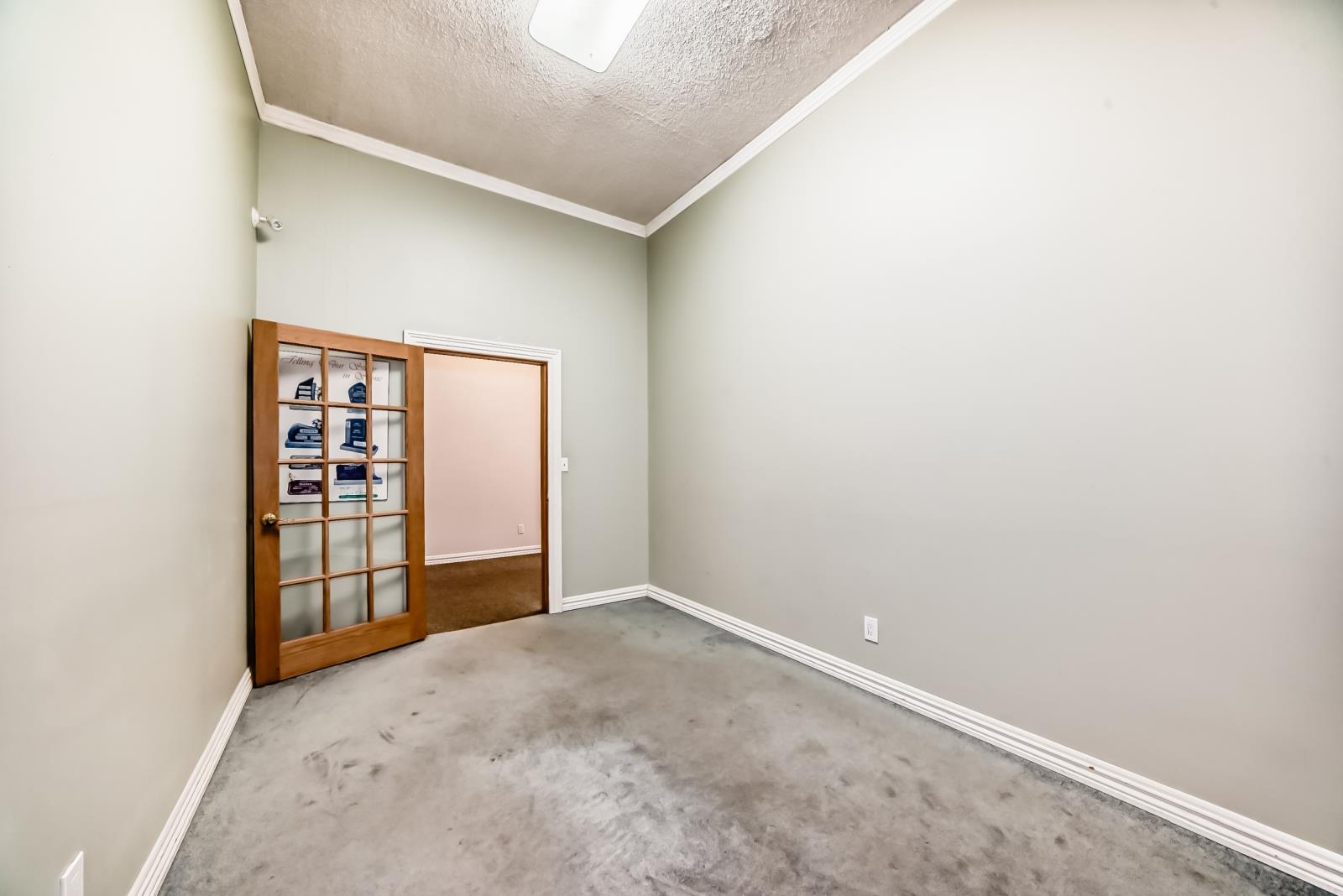 10969  101 Street, Edmonton, Alberta  T5H 2S9 - Photo 13 - 43862273