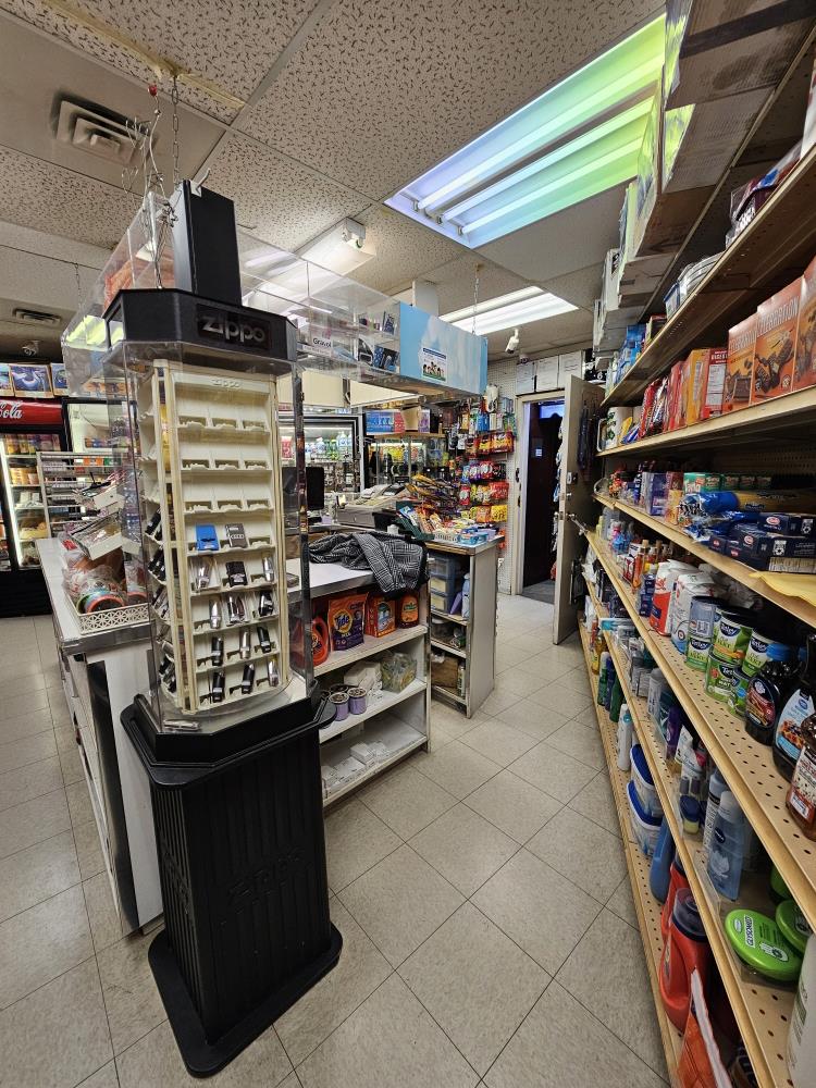 10205  100 Ave Nw, Edmonton, Alberta  T5J 4B5 - Photo 4 - 43846362