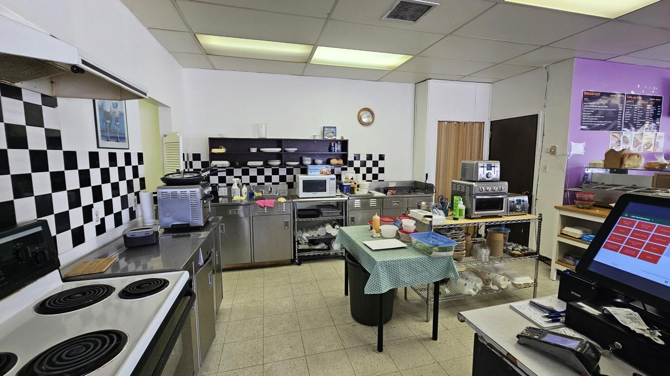 9704  54 Ave Nw, Edmonton, Alberta  T6E 5C1 - Photo 6 - 43862349