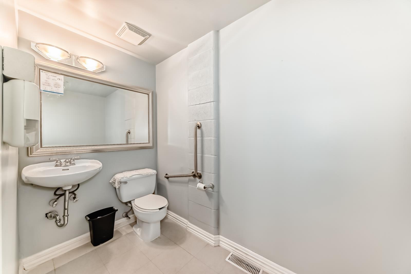 10969  101 Street, Edmonton, Alberta  T5H 2S9 - Photo 14 - 43862273