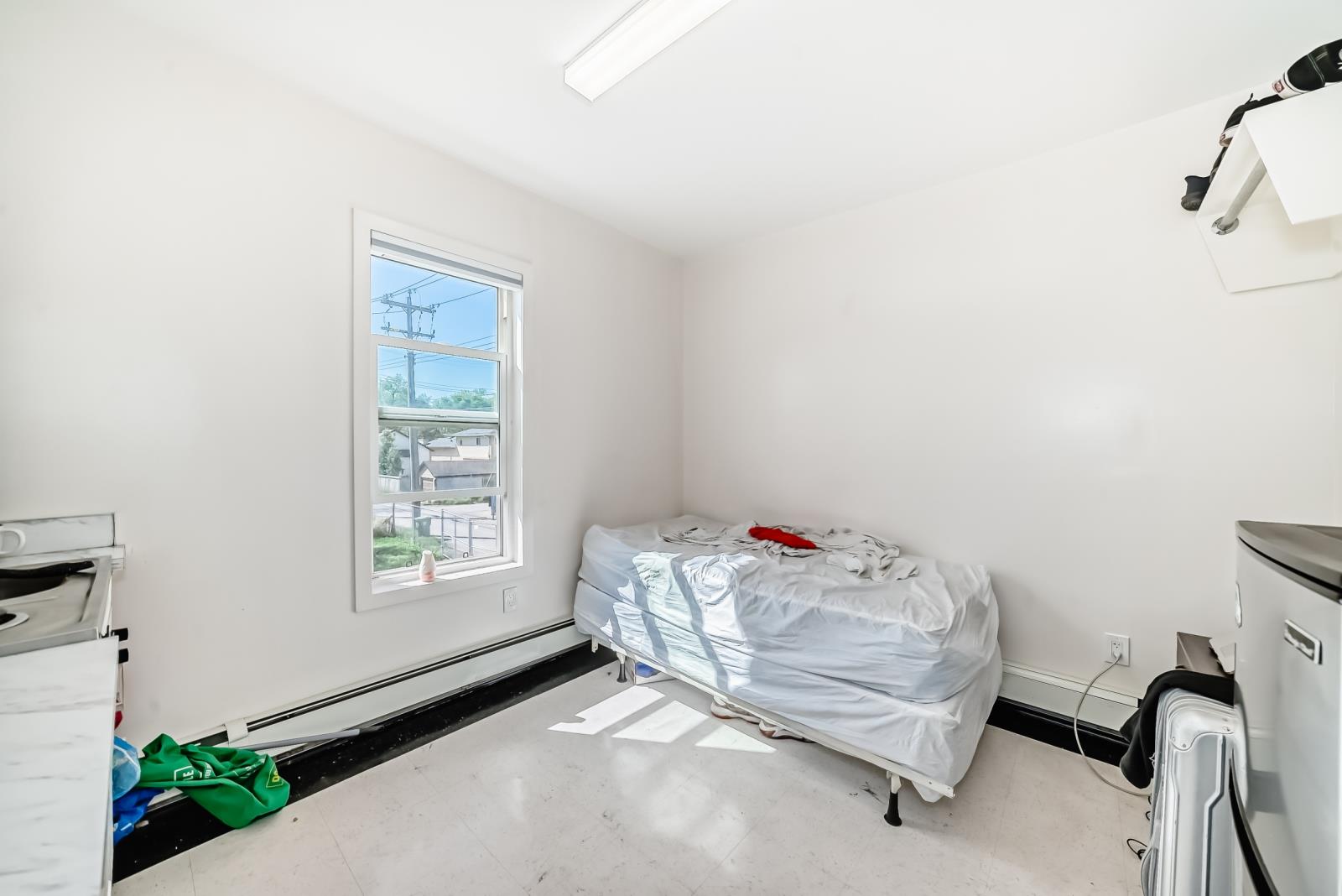 10732  96 Street, Edmonton, Alberta  T5H 2J6 - Photo 7 - 43869254