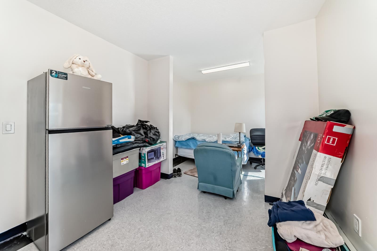 10732  96 Street, Edmonton, Alberta  T5H 2J6 - Photo 5 - 43869254