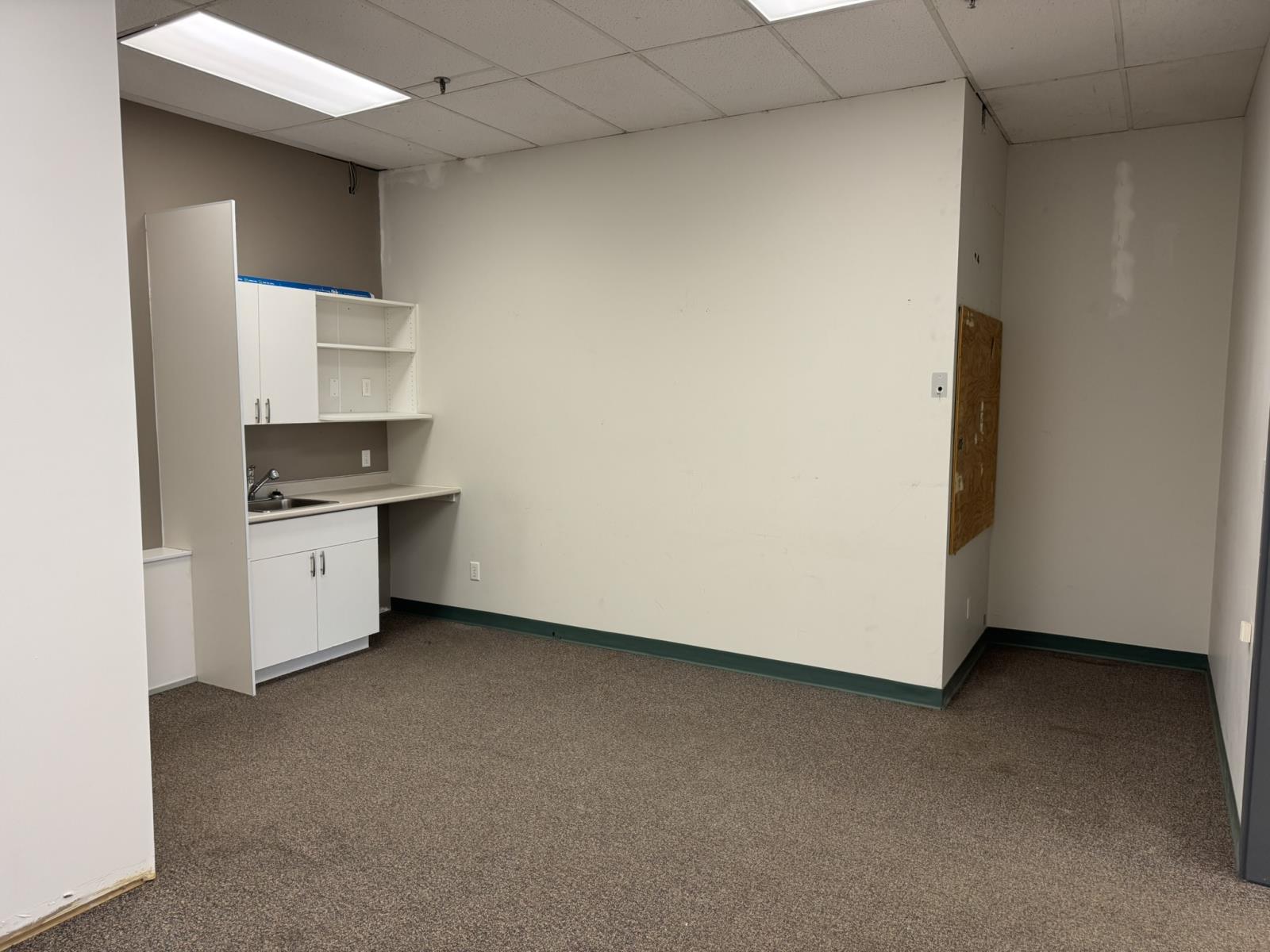 100 4910  50 Avenue, Cold Lake, Alberta  T9M 0G1 - Photo 5 - 43904381