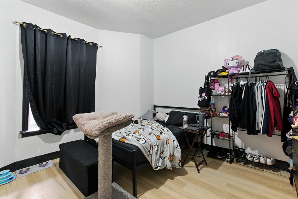 10260  95 St, Edmonton, Alberta  T5H 2B5 - Photo 7 - 43870207