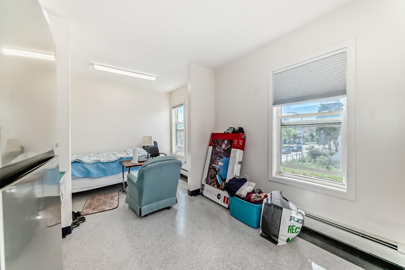 10732  96 Street, Edmonton, Alberta  T5H 2J6 - Photo 6 - 43869254