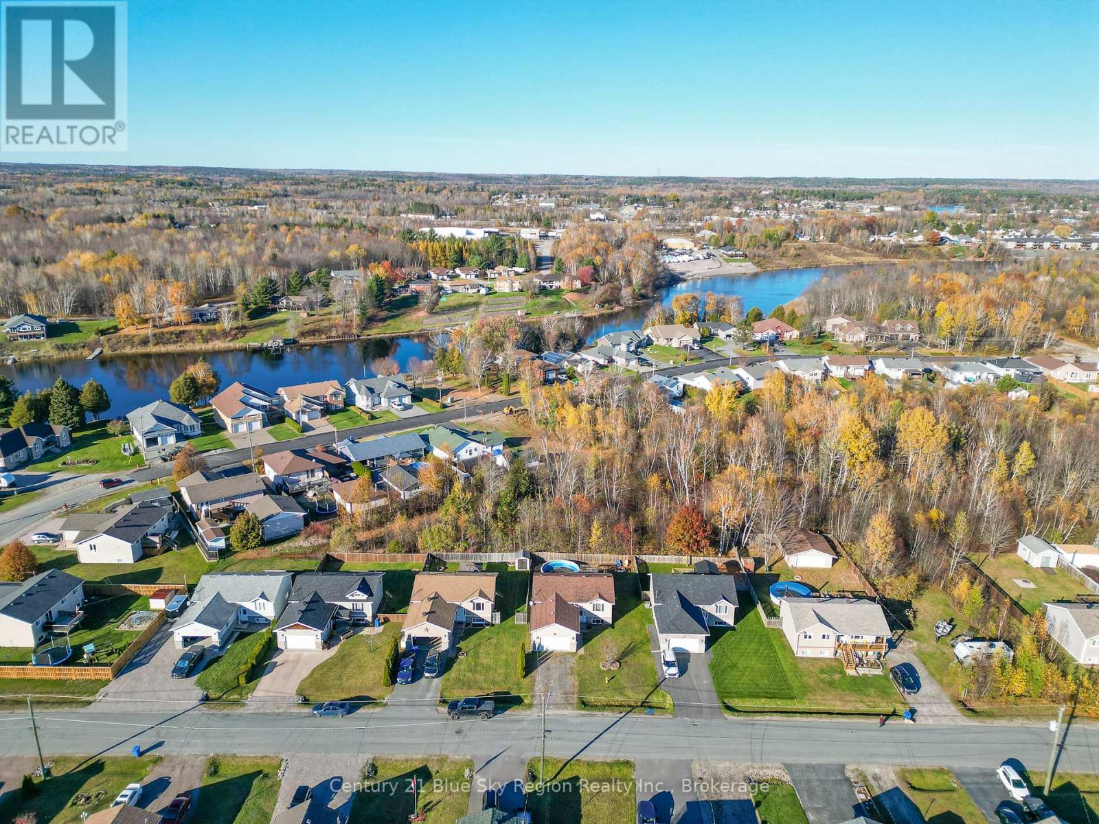 557 Demers Street, West Nipissing (Sturgeon Falls), Ontario  P2B 0A1 - Photo 45 - X12752352