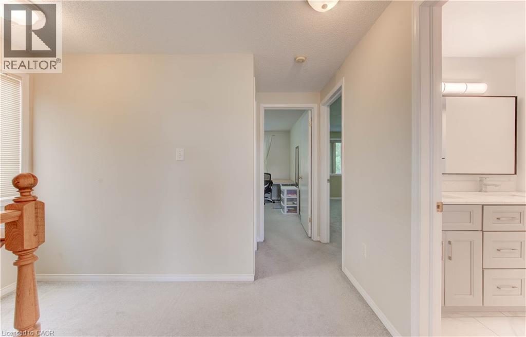 916 Veronica Court, Kitchener, Ontario  N2A 4G4 - Photo 16 - 40802184