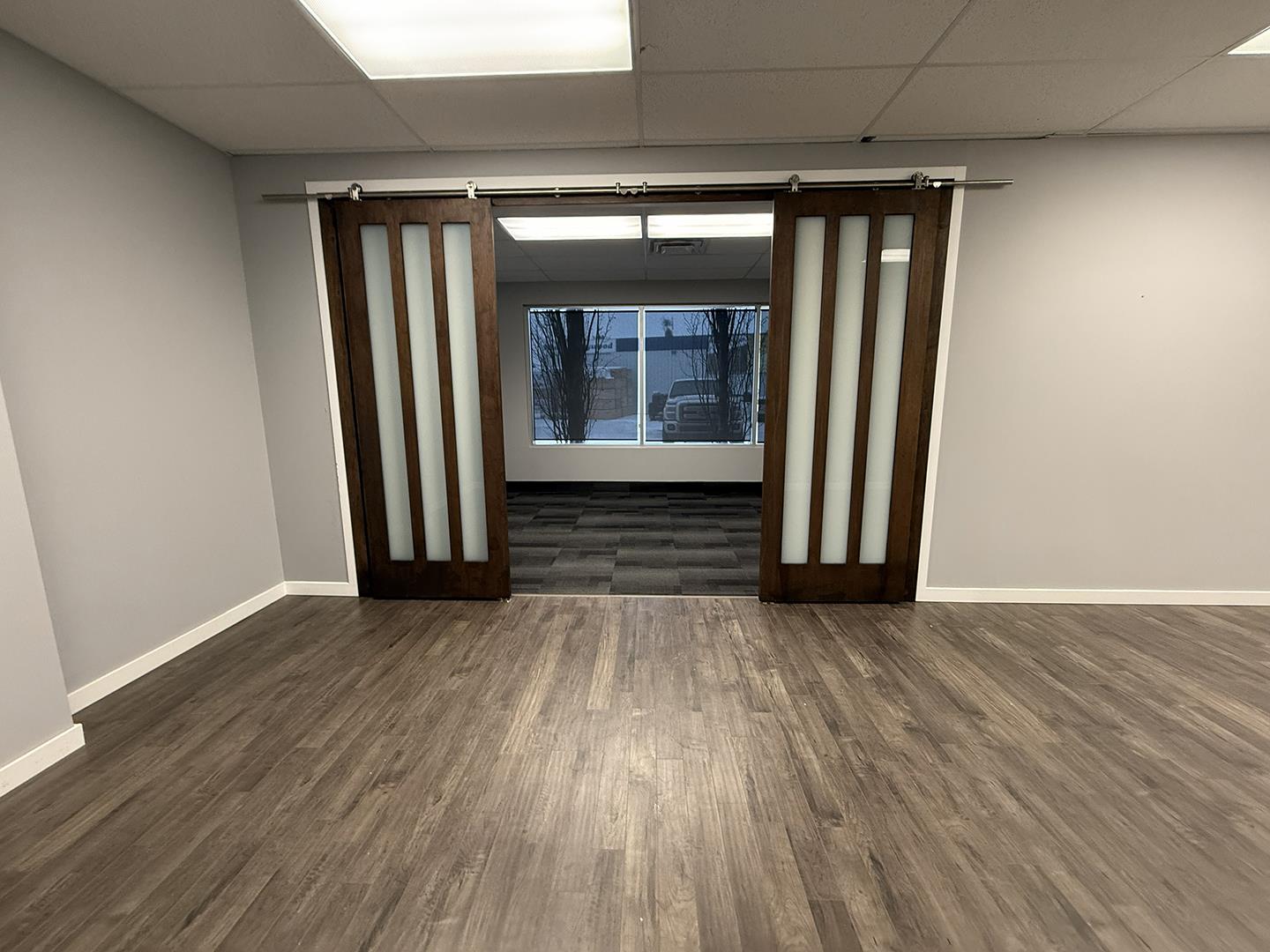 116 111  Broadway Boulevard, Sherwood Park, Alberta