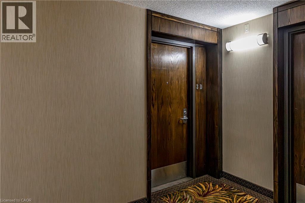 67 Caroline Street S Unit# 304 (3d), Hamilton, Ontario  L8P 3K6 - Photo 6 - 40775564
