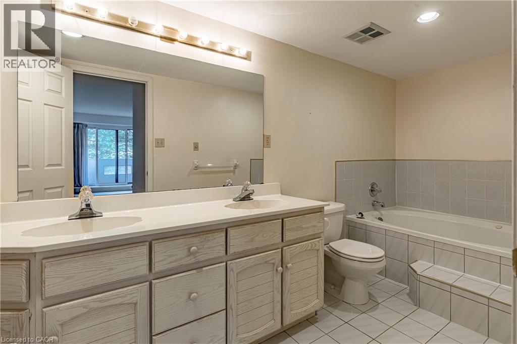 67 Caroline Street S Unit# 304 (3d), Hamilton, Ontario  L8P 3K6 - Photo 29 - 40775564