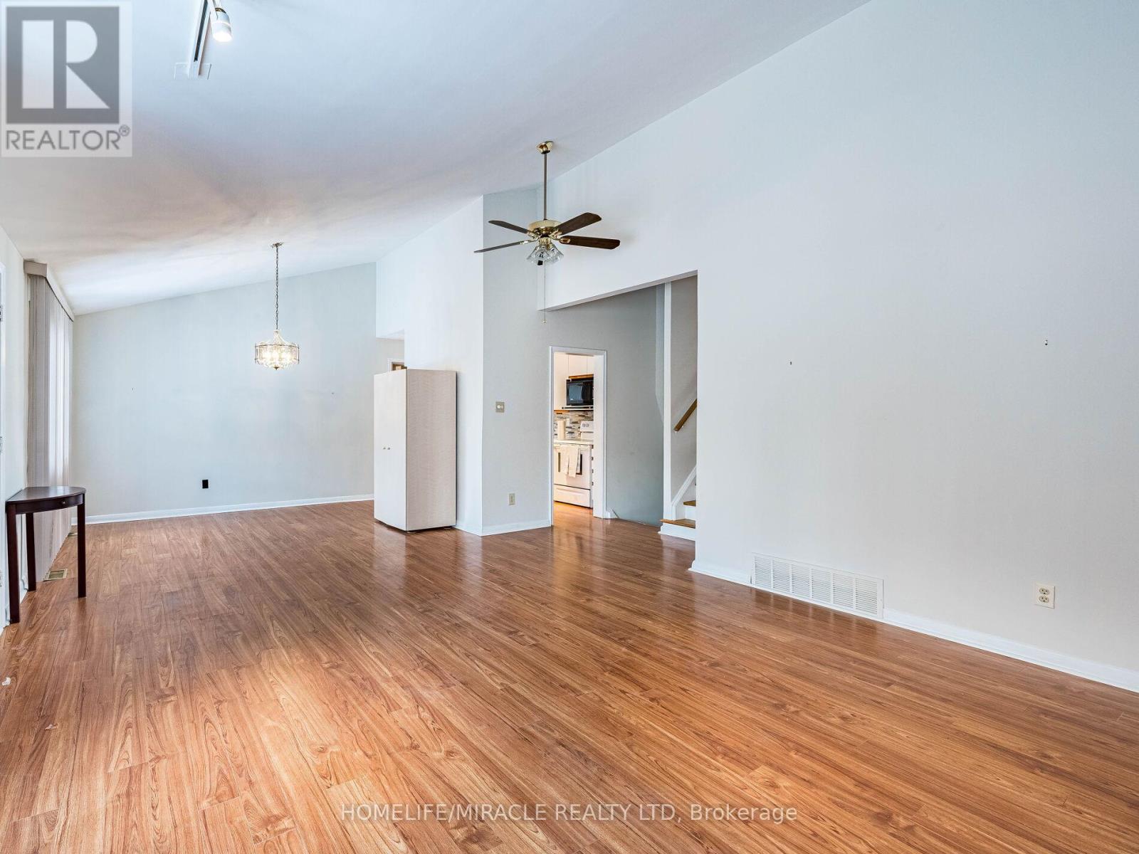 Main - 104 Benleigh Drive, Toronto, Ontario  M1H 1J8 - Photo 15 - E12676494