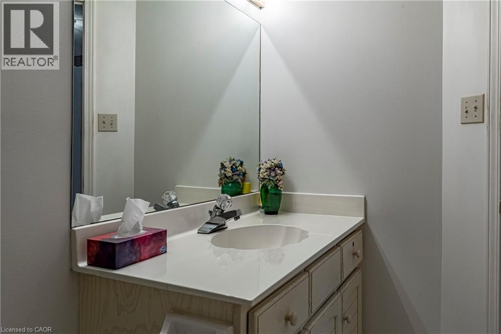 67 Caroline Street S Unit# 304 (3d), Hamilton, Ontario  L8P 3K6 - Photo 35 - 40775564