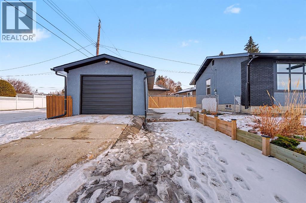 204 Martell Road Ne, Calgary, Alberta  T2A 2X1 - Photo 39 - A2282776