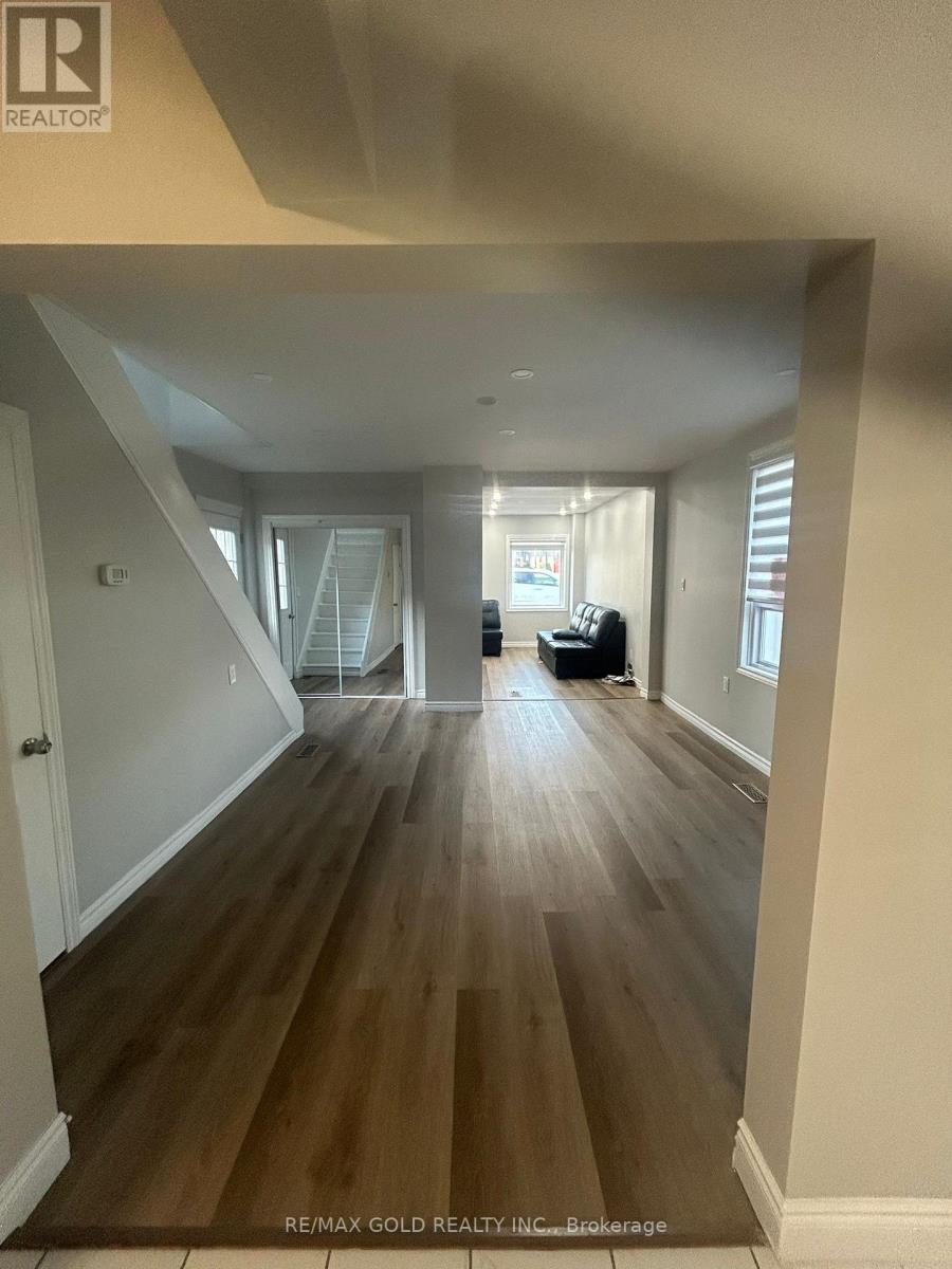 15378 Airport Road, Caledon, Ontario  L7C 1E6 - Photo 5 - W12745538