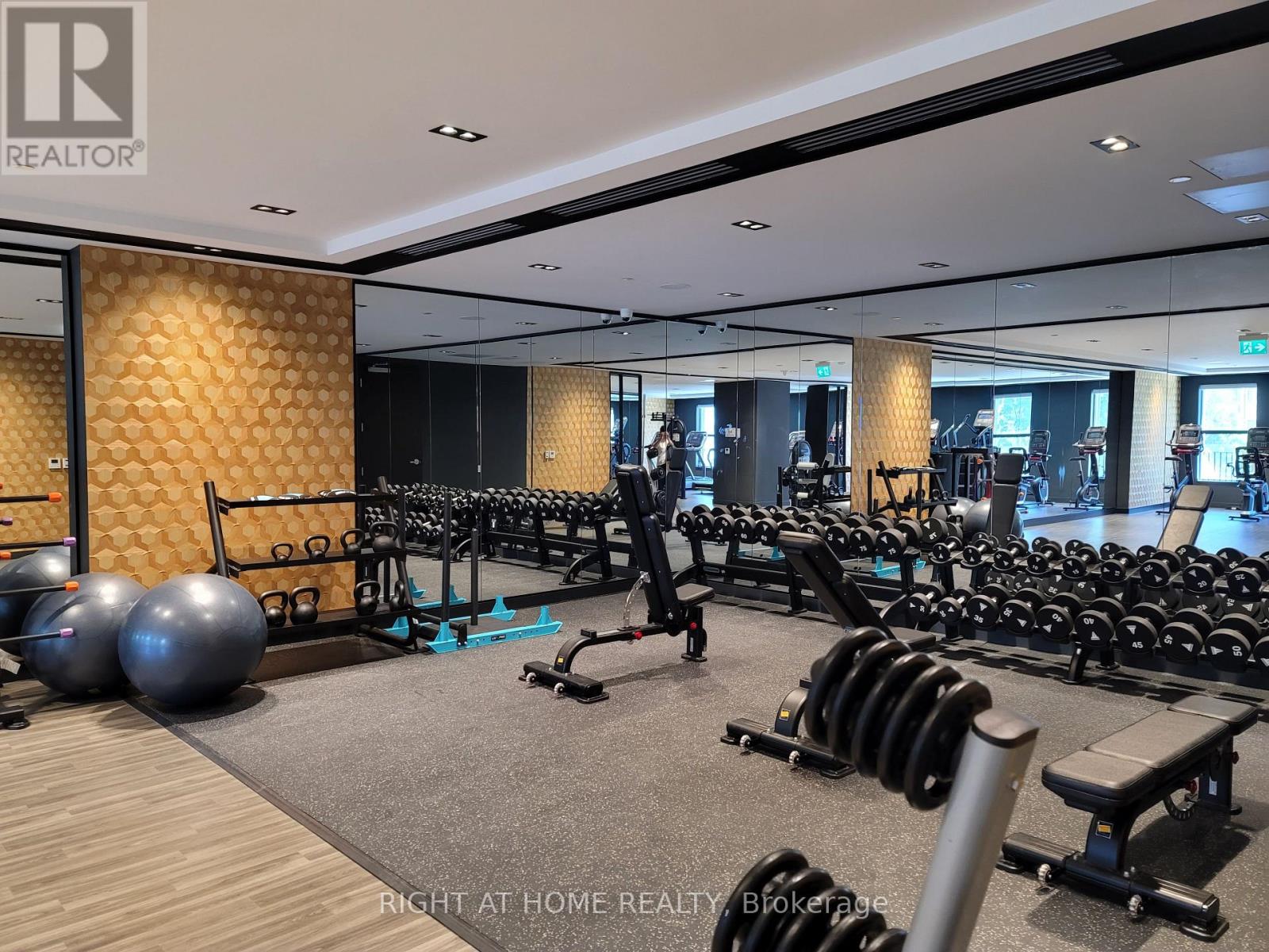 3518 - 82 Dalhousie Street, Toronto, Ontario  M5B 0C5 - Photo 21 - C12752252