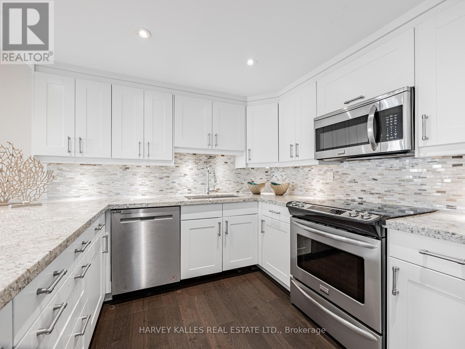 108 - 18 Lower Village Gate, Toronto, Ontario M5P 3M1 - Photo 19 - C12752312