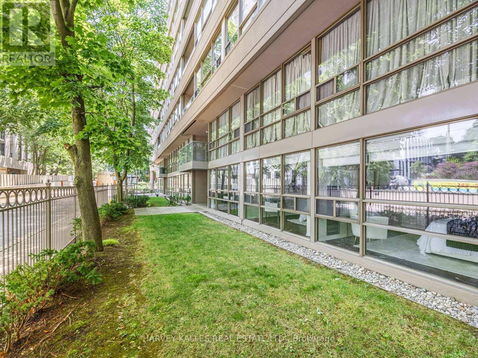 108 - 18 Lower Village Gate, Toronto, Ontario M5P 3M1 - Photo 32 - C12752312