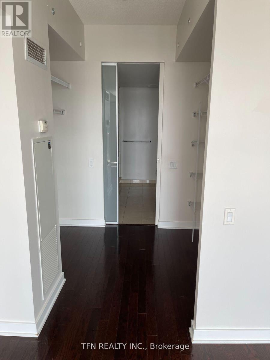 3805 - 33 Charles Street E, Toronto, Ontario  M4Y 0A2 - Photo 12 - C12752320