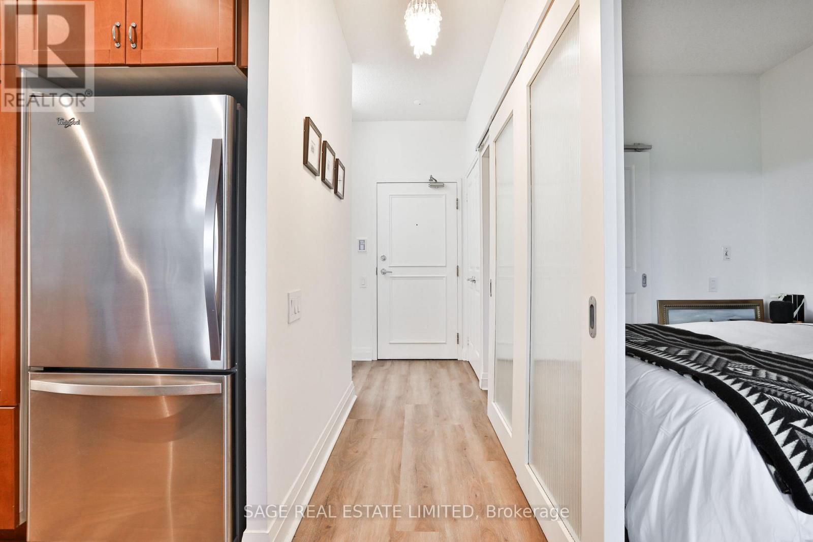 608 - 20 Scrivener Square, Toronto, Ontario  M4W 3X9 - Photo 8 - C12752358