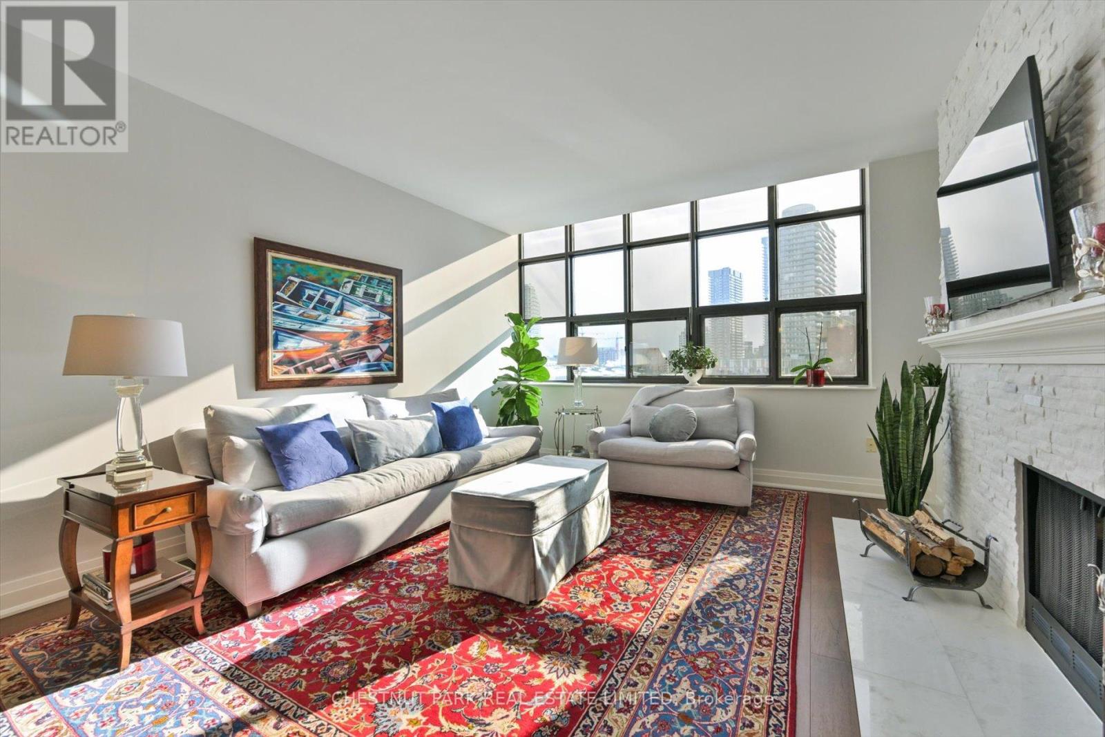 811 - 80 FRONT STREET, Toronto, Ontario