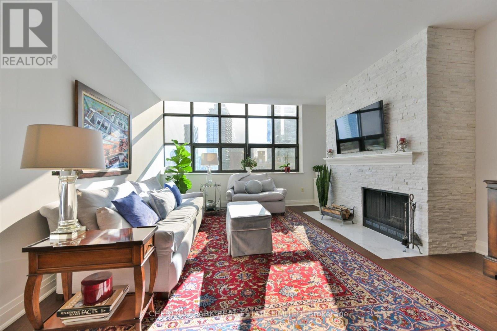 811 - 80 Front Street, Toronto, Ontario  M5E 1T4 - Photo 2 - C12752386