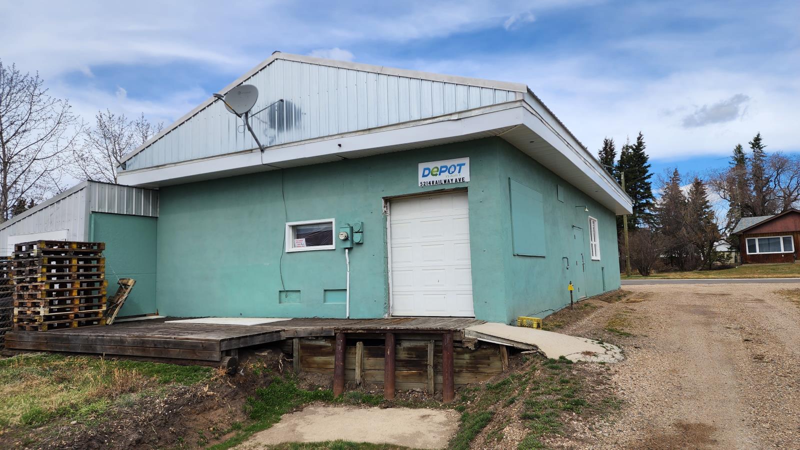 5214  Railway Avenue, Elk Point, Alberta  T0A 1A0 - Photo 1 - 43968077