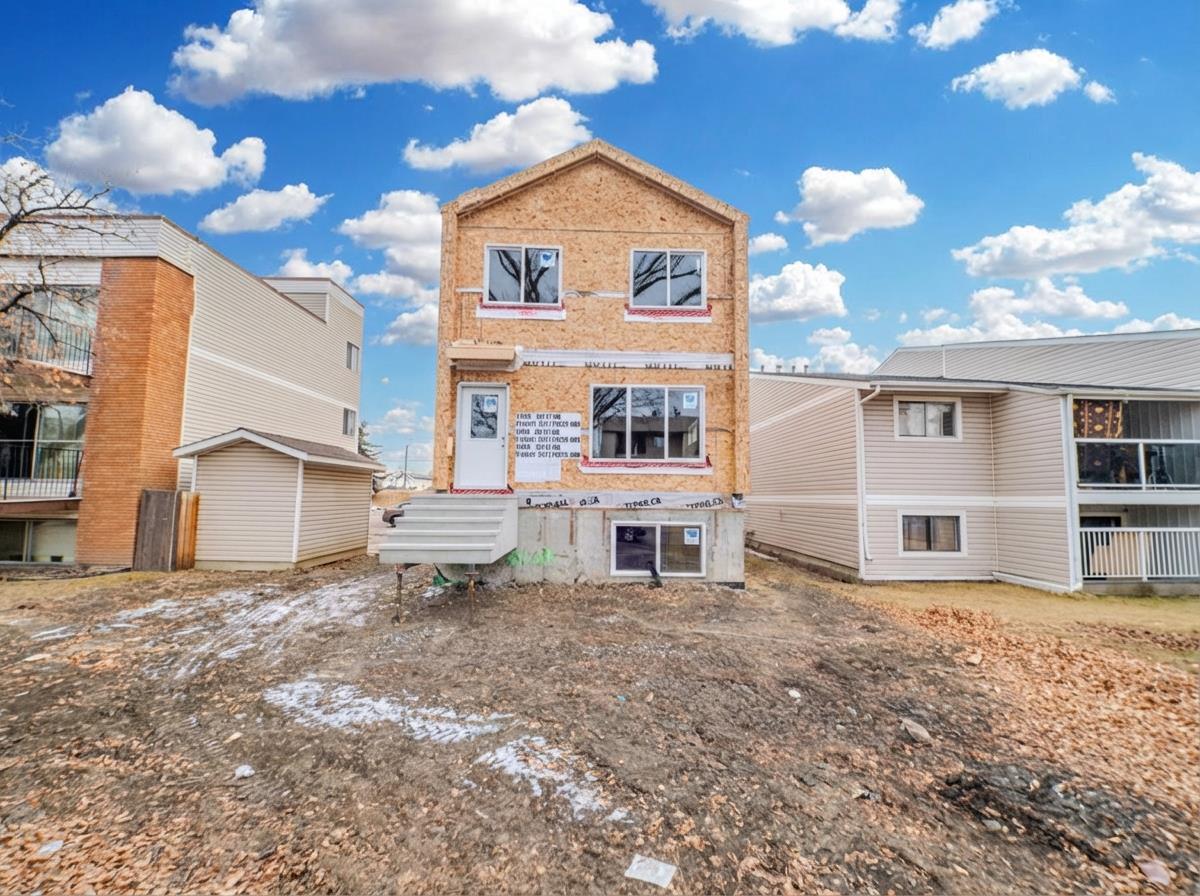 11939  101 Street, Edmonton, Alberta  T5G 2B8 - Photo 3 - 44073277