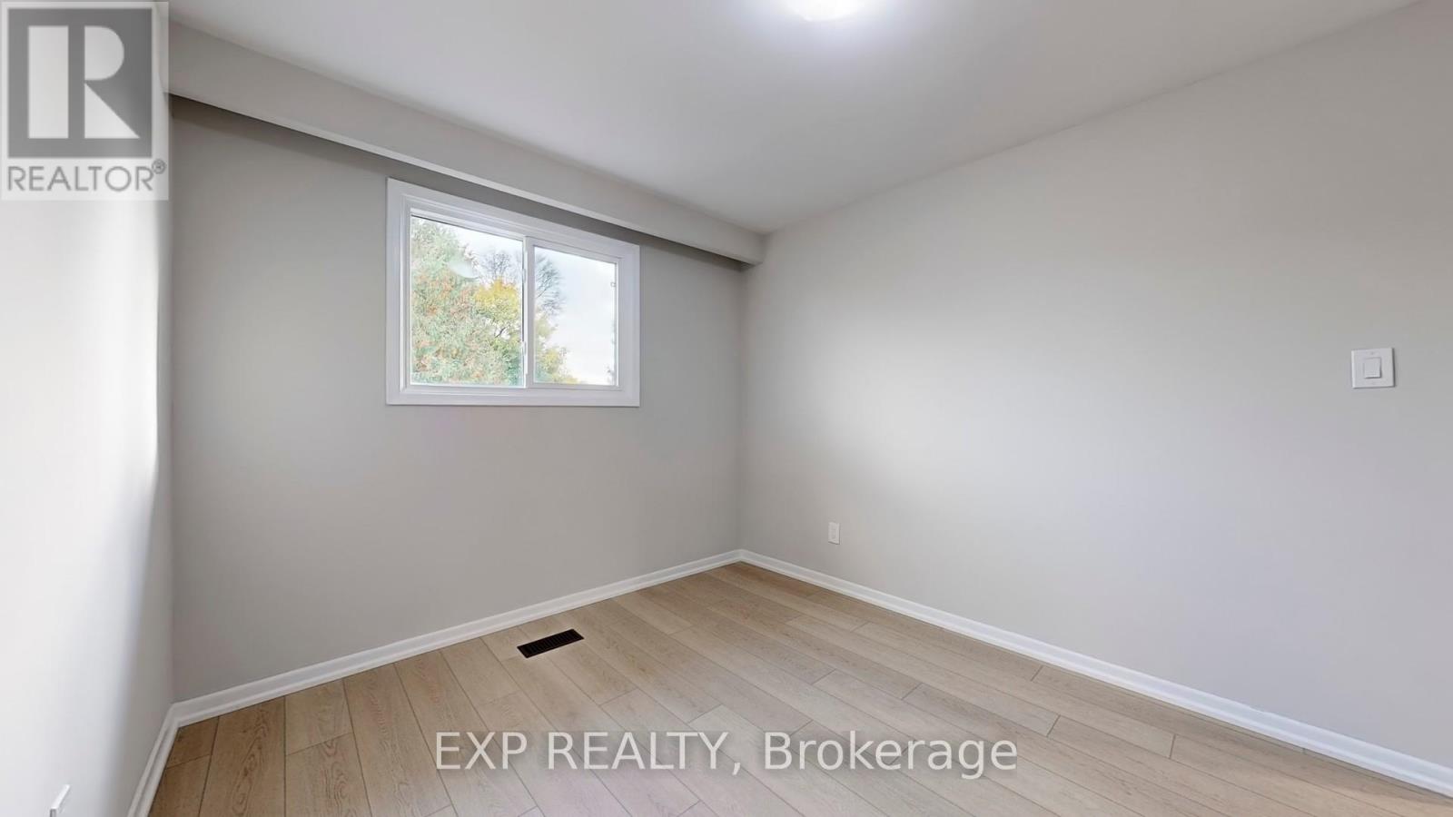 2 - 477a Cosburn Avenue, Toronto, Ontario  M4J 2N6 - Photo 16 - E12752284