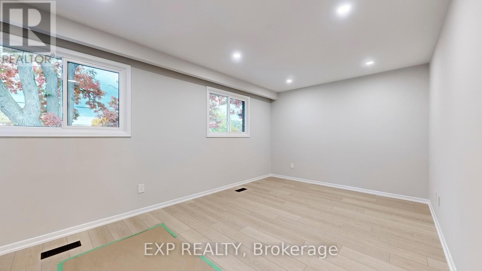 2 - 477a Cosburn Avenue, Toronto, Ontario  M4J 2N6 - Photo 6 - E12752284