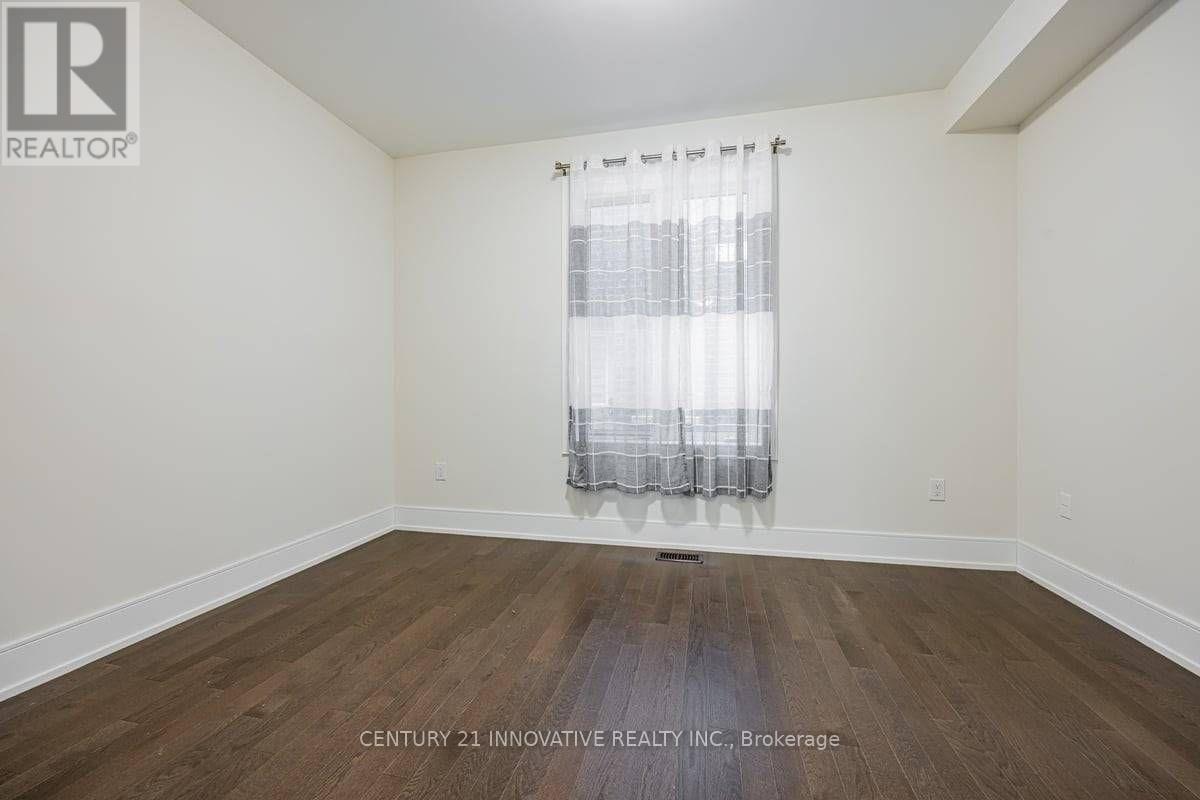 1042 Kingpeak Crescent, Pickering, Ontario  L1X 0H3 - Photo 12 - E12752322