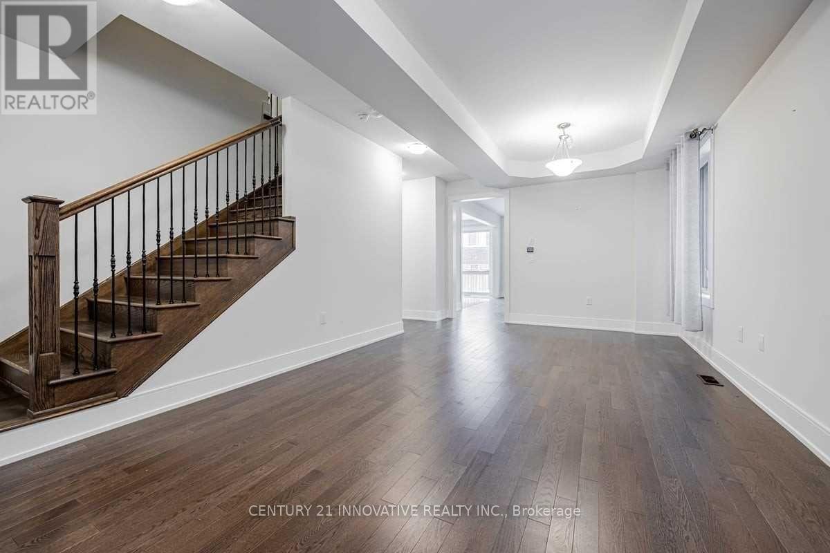 1042 Kingpeak Crescent, Pickering, Ontario  L1X 0H3 - Photo 4 - E12752322