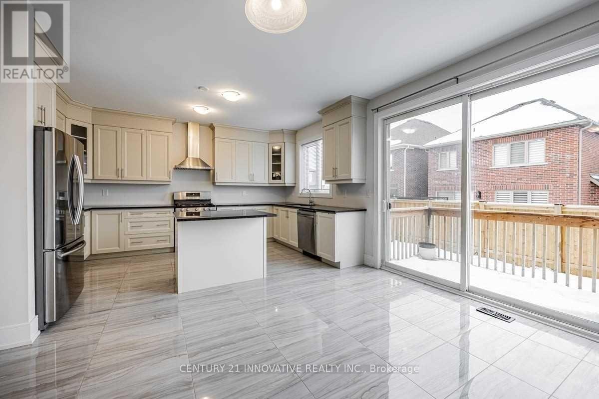 1042 Kingpeak Crescent, Pickering, Ontario  L1X 0H3 - Photo 8 - E12752322