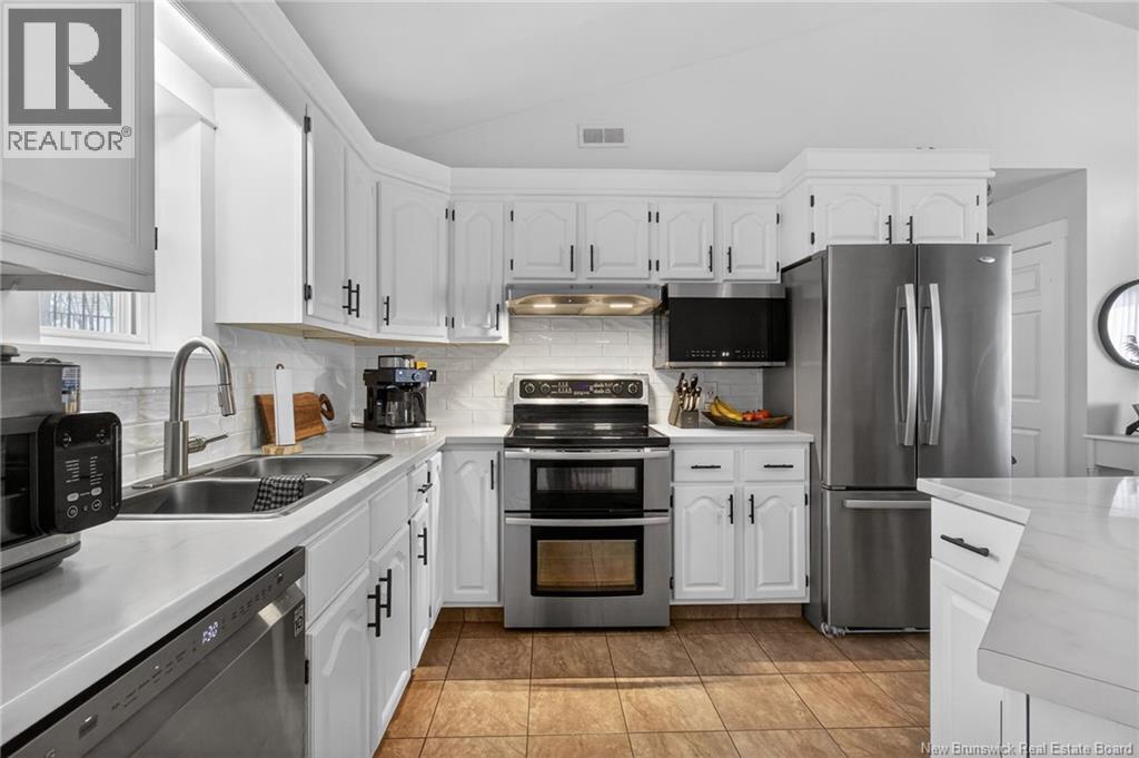 191 Morewood Crescent, Moncton, New Brunswick  E1A 6L4 - Photo 13 - NB133068