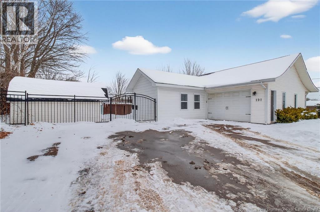 191 Morewood Crescent, Moncton, New Brunswick  E1A 6L4 - Photo 3 - NB133068