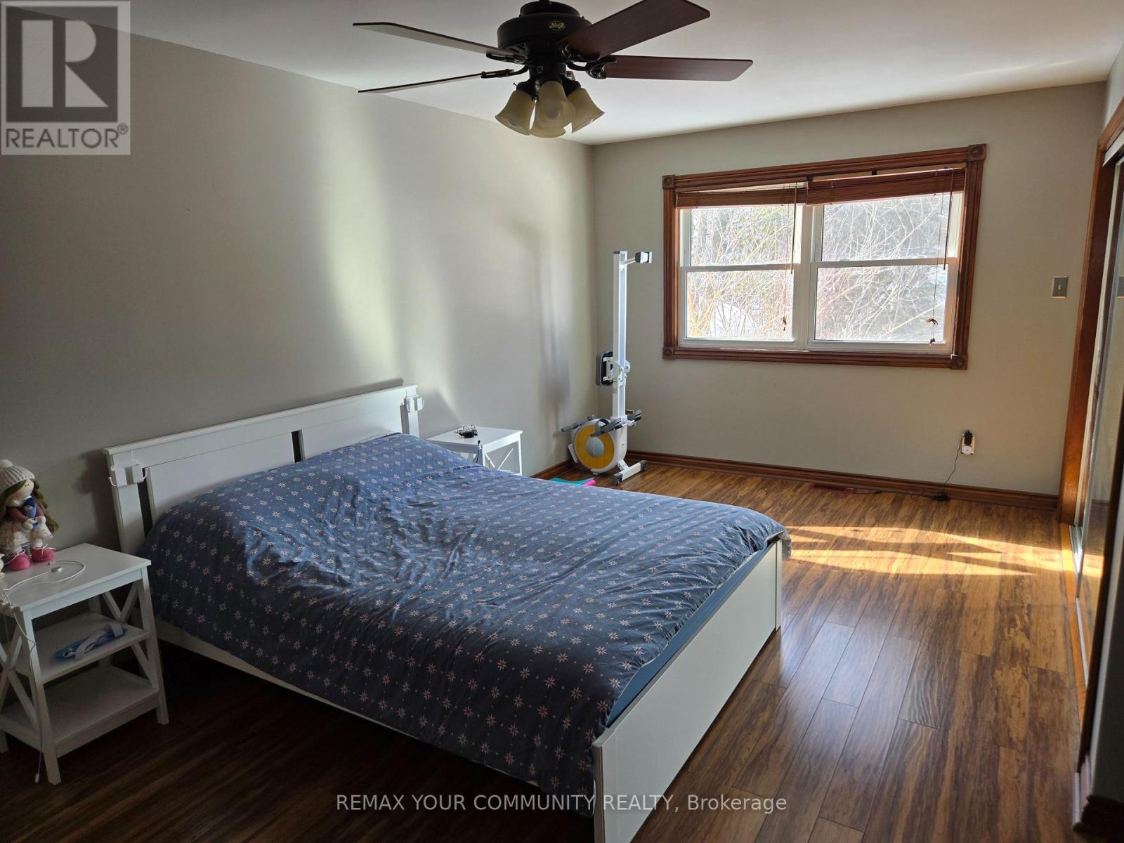 Main Floor - 18 Collins Crescent, Aurora, Ontario  L4G 2W2 - Photo 14 - N12752306